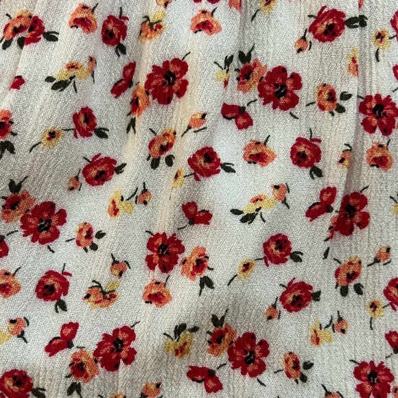 A flower dress perfect for the summer and in perfect condition☀️🍉⛱️🕶️🌺 - Picture 4 of 4